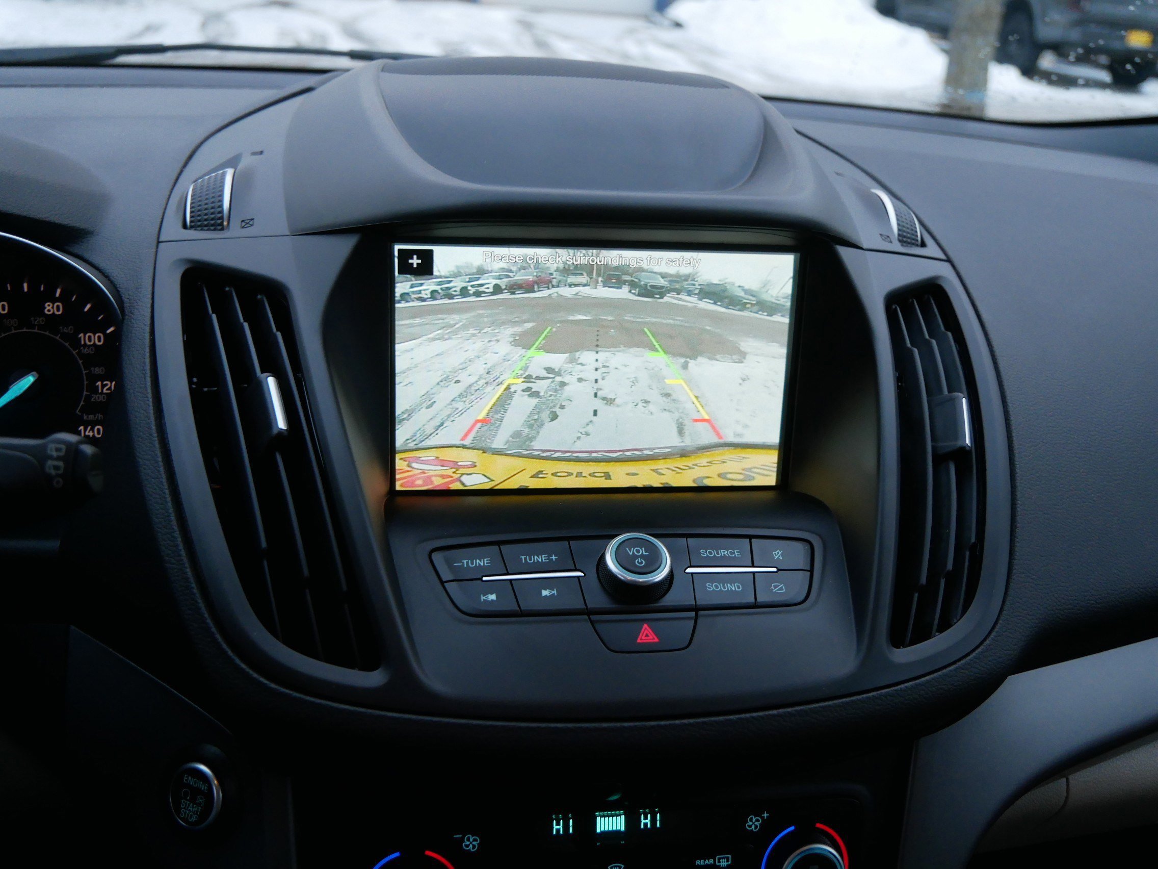 Certified 2019 Ford Escape SE image 32