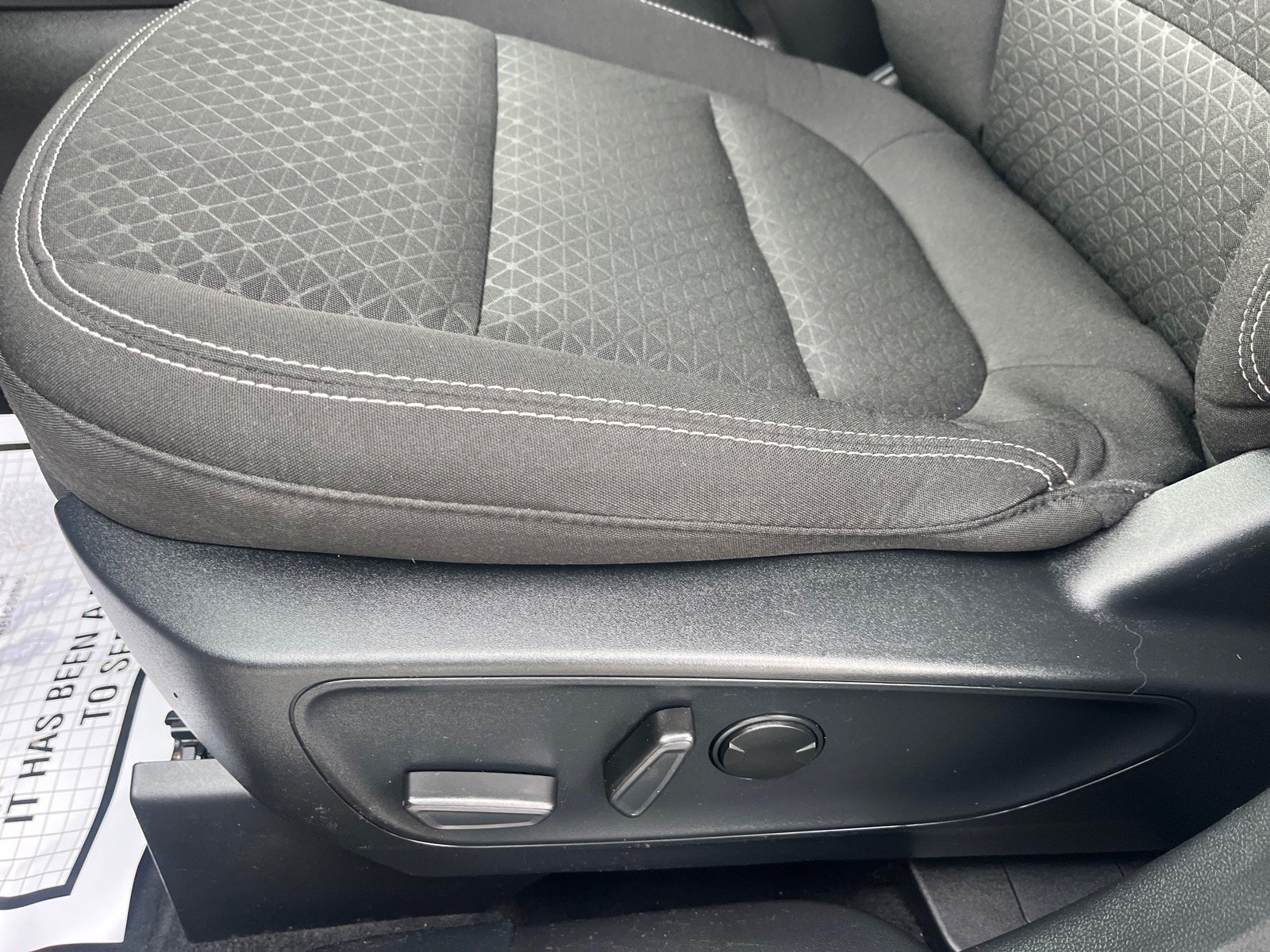 Certified 2024 Ford Escape Active AWD/4WD image 17