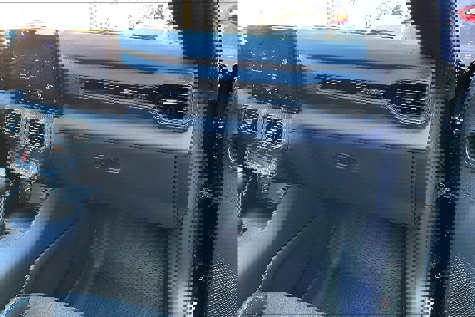 Certified 2025 Ford Mustang Coupe image 20