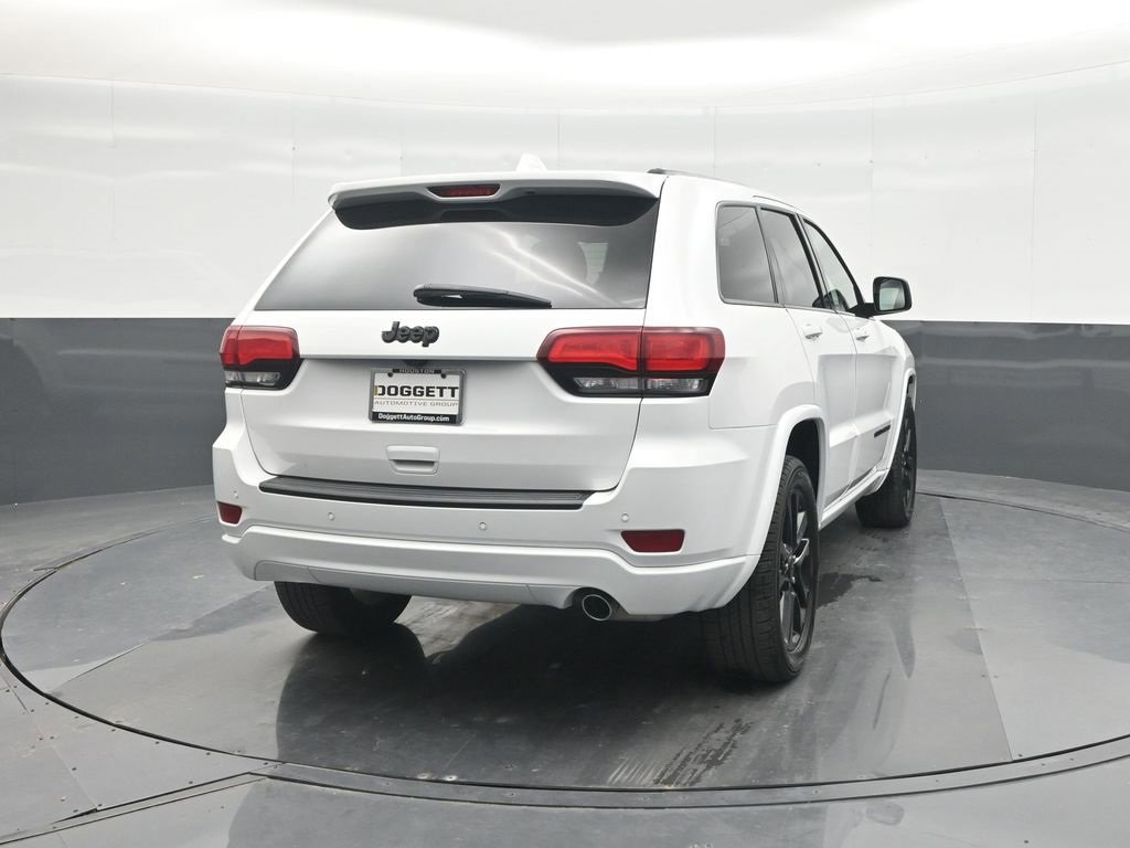 Used 2020 Jeep Grand Cherokee Altitude image 7
