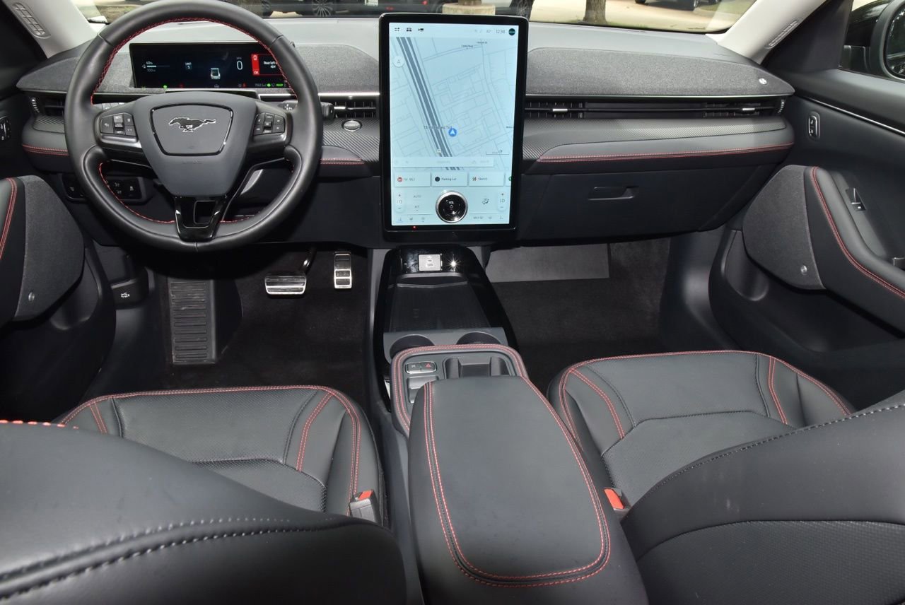 Certified 2025 Ford Mustang Mach-E Premium w/ Sport Appearance Package AWD/4WD image 16