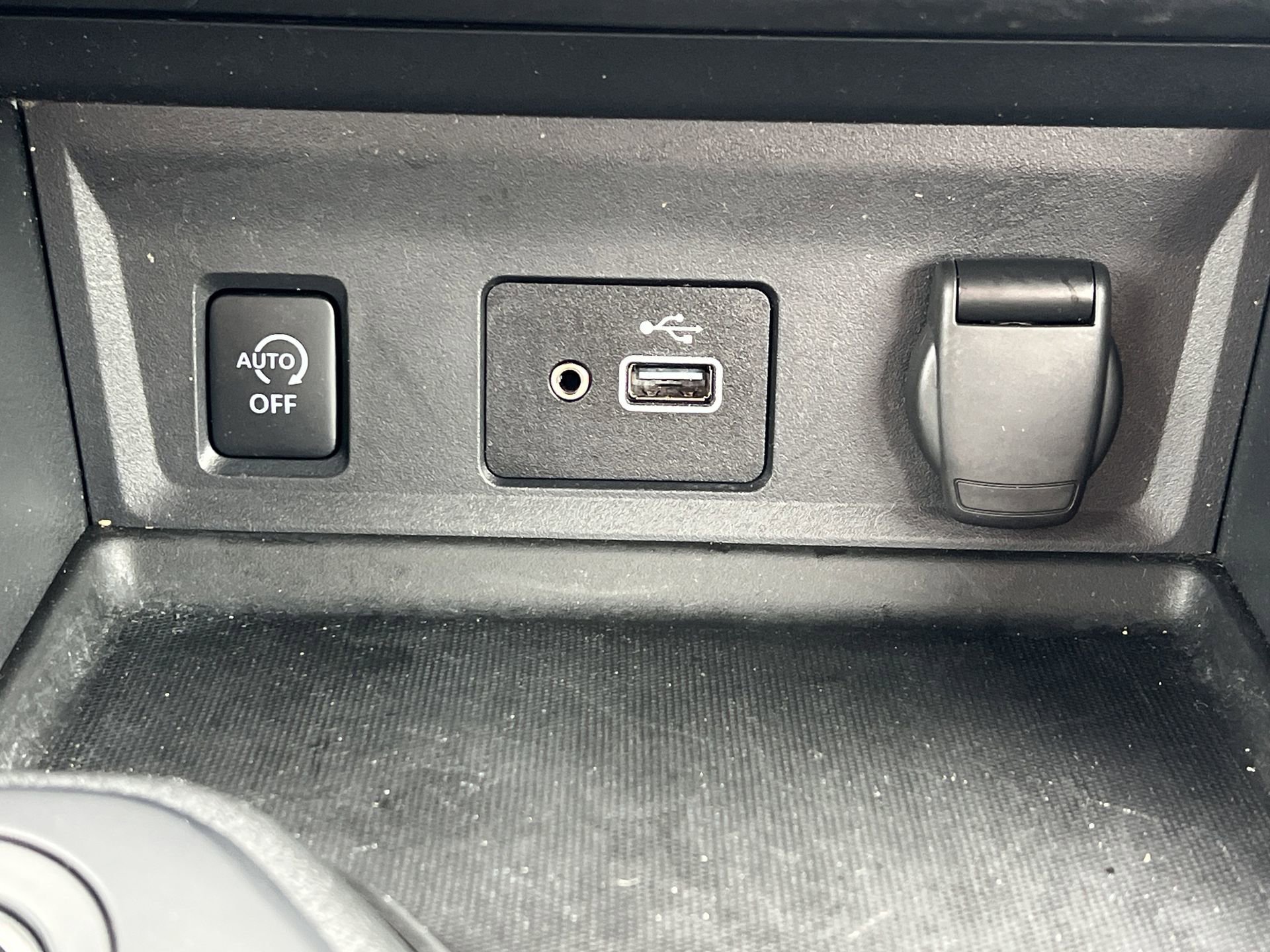 Used 2025 Nissan Sentra S image 10