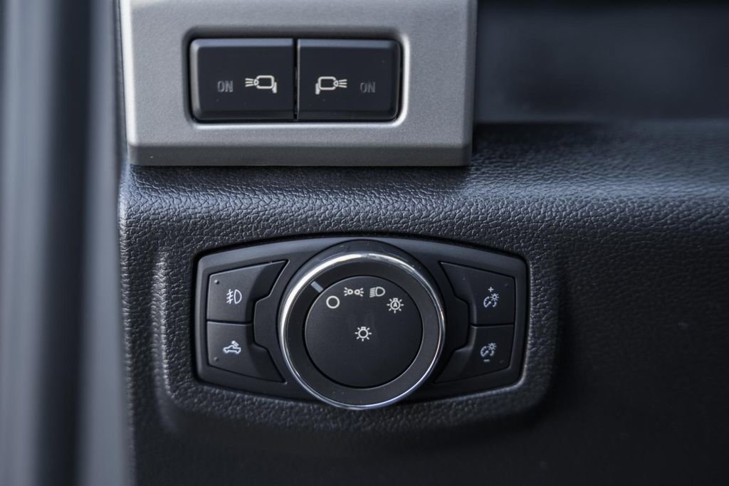 Certified 2021 Ford F350 Lariat image 47