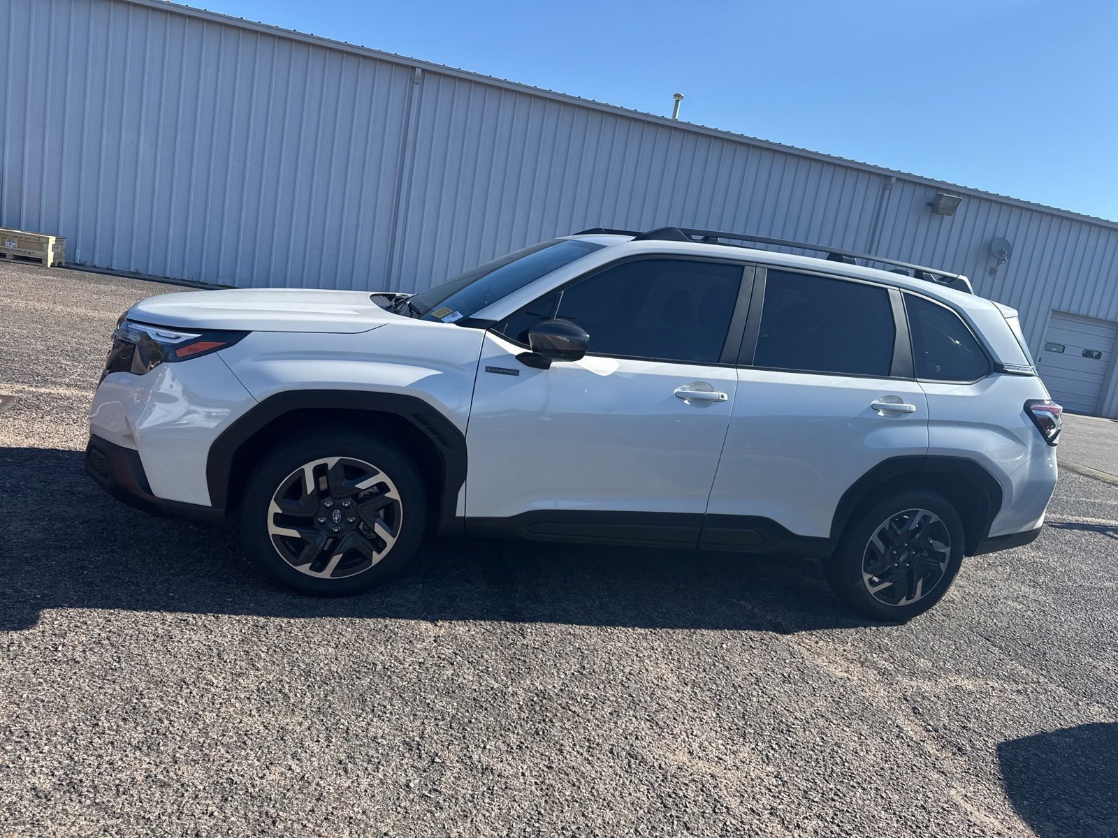 Used 2025 Subaru Forester Premium image 2