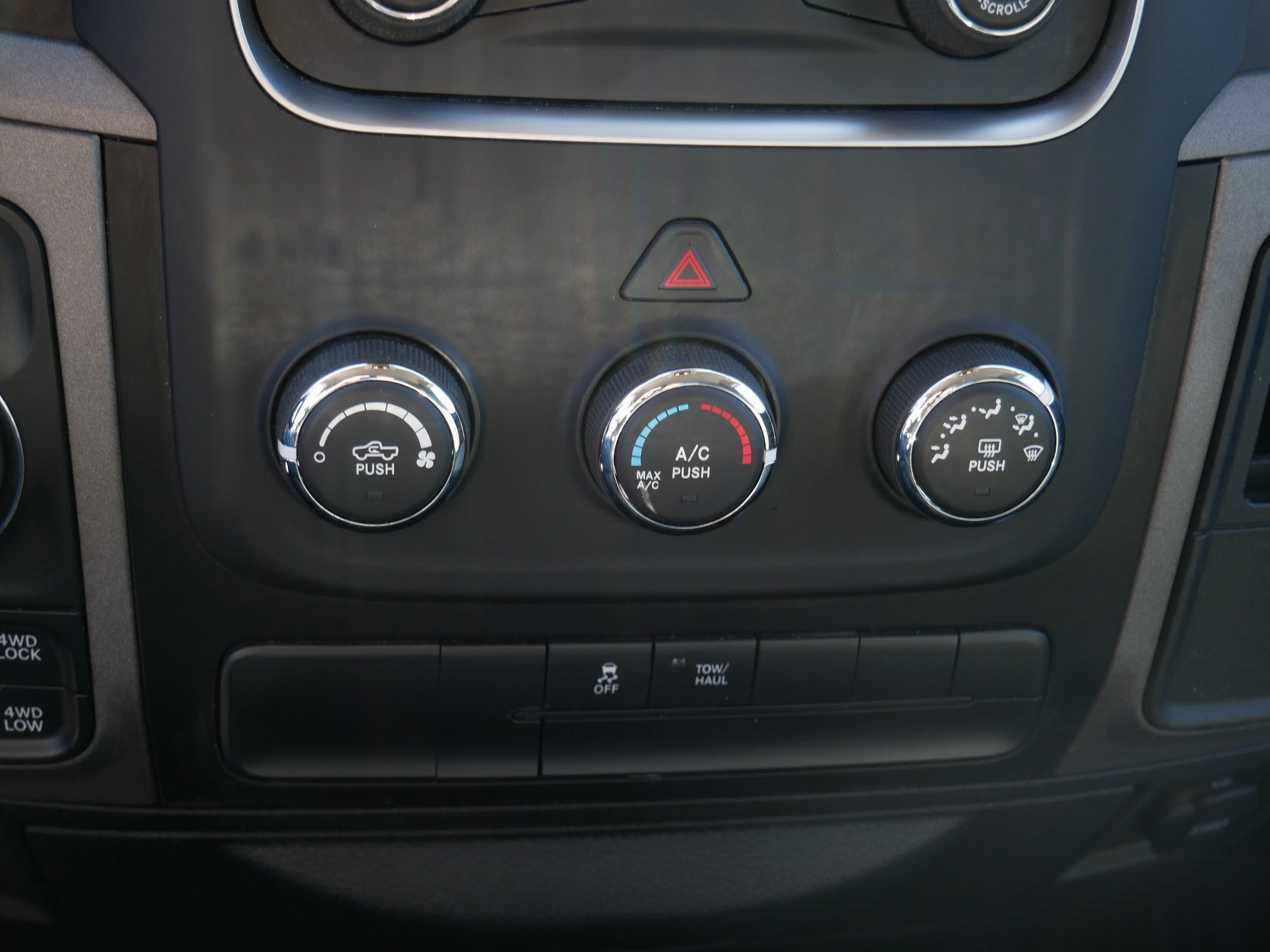 Used 2019 RAM 1500 Express w/ Express Value Package image 23