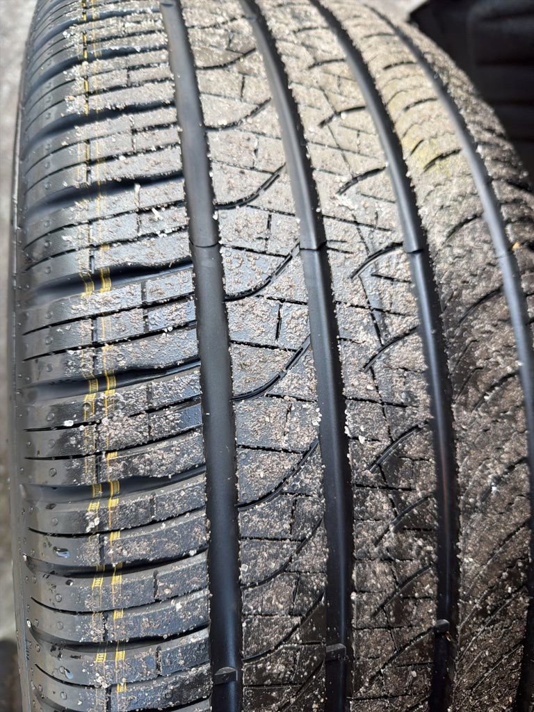 Certified 2023 Ford Explorer Platinum w/ Technology Package image 45