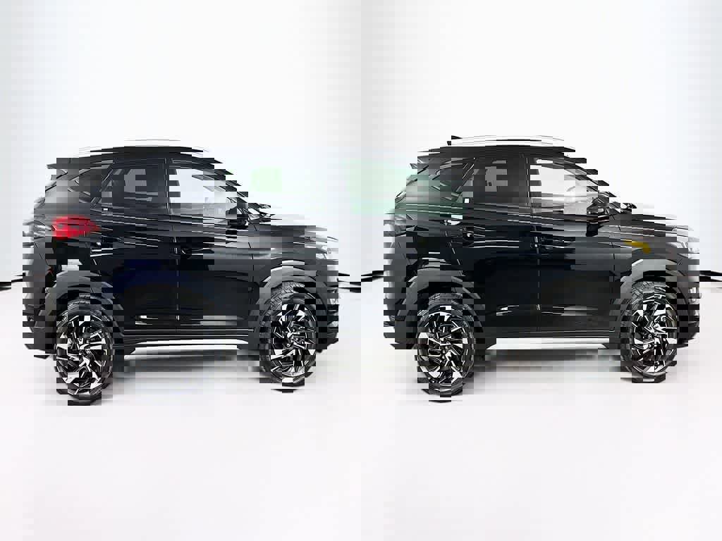 Used 2021 Hyundai Tucson Sport w/ Cargo Package image 26