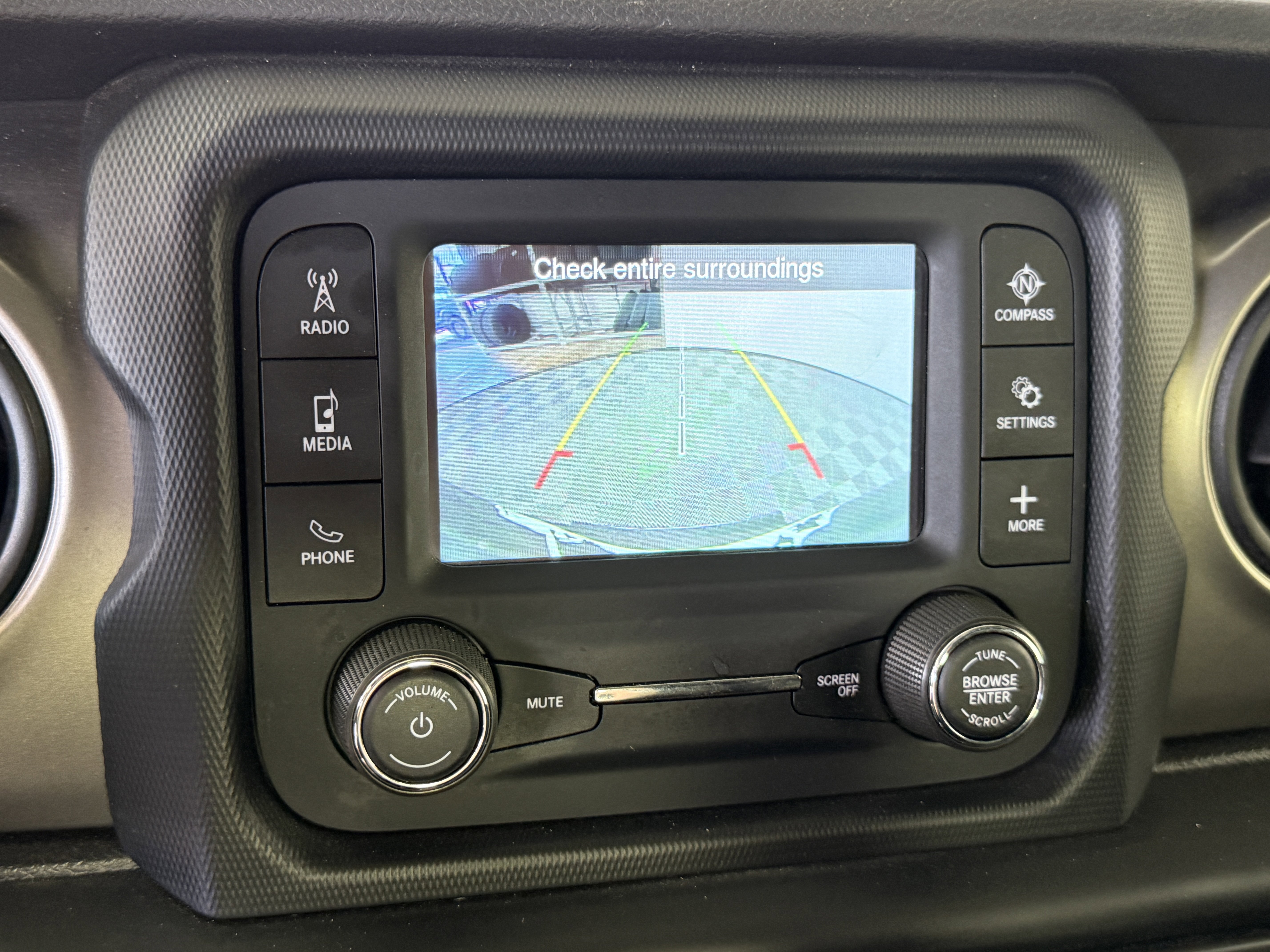 Used 2018 Jeep Wrangler Sport AWD/4WD image 21