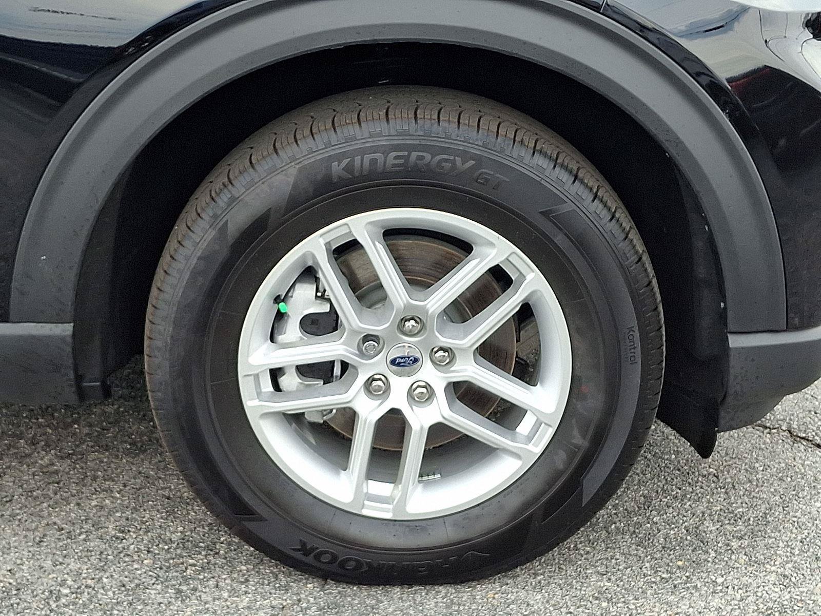 Certified 2025 Ford Explorer Active AWD/4WD image 8