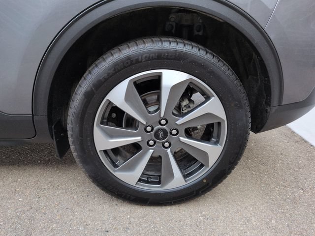 Certified 2024 Ford Escape Platinum AWD/4WD image 31