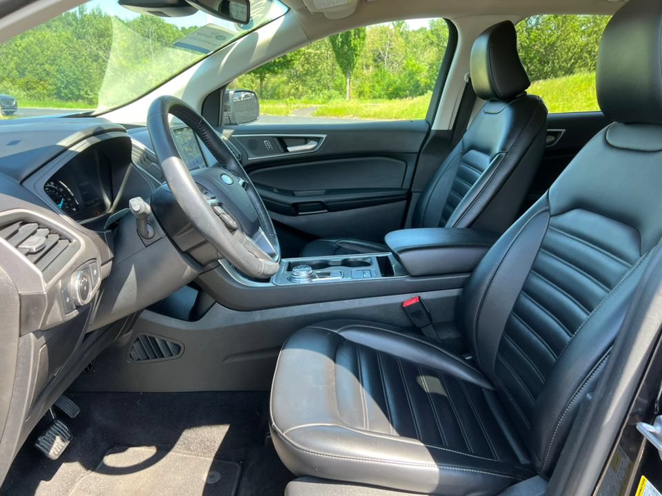 Certified 2024 Ford Edge SEL AWD/4WD image 3