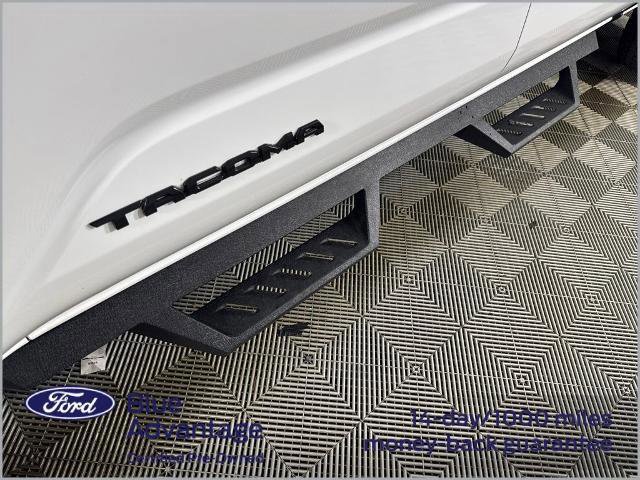 Used 2025 Toyota Tacoma TRD Sport image 15