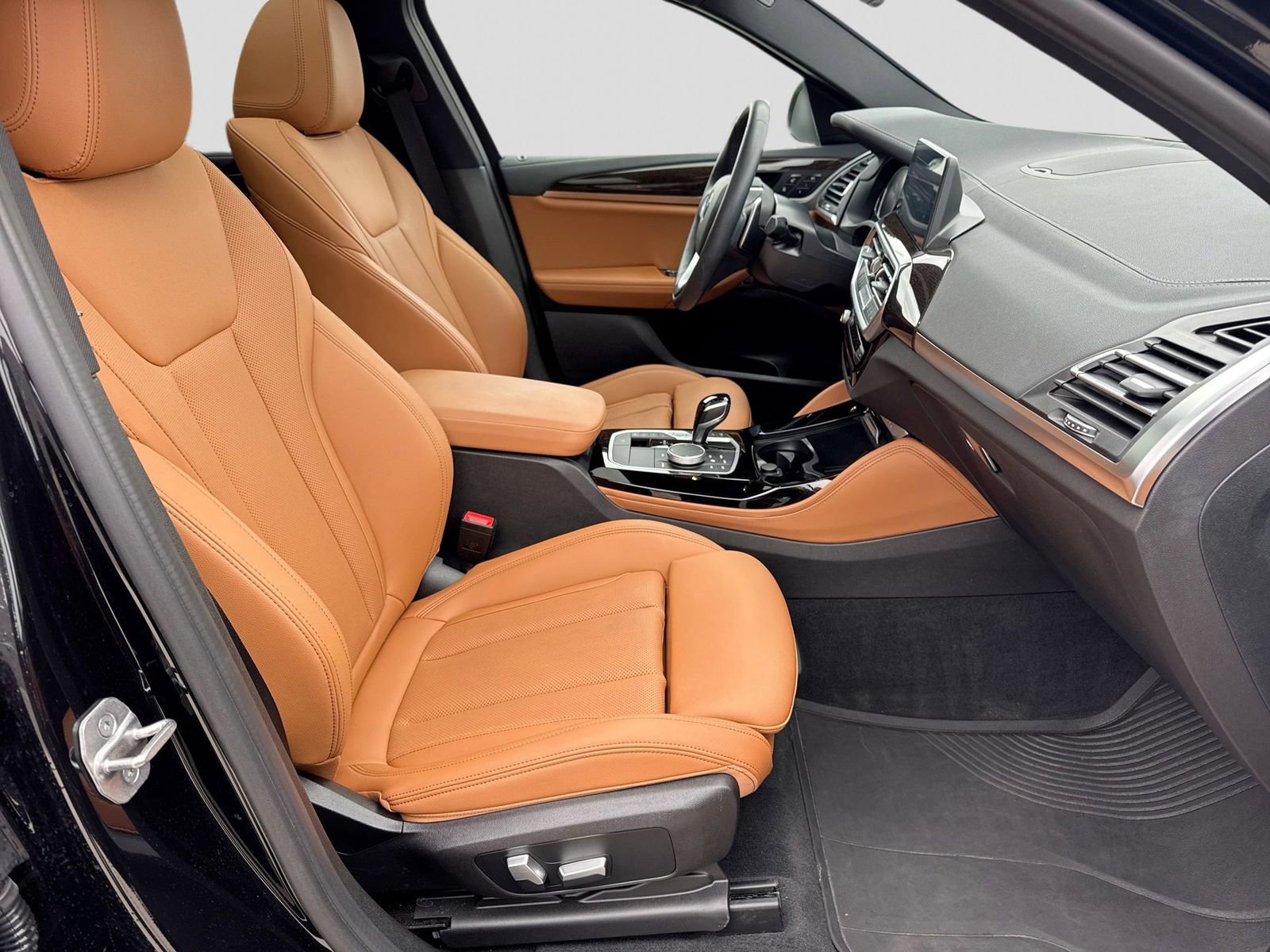 Used 2022 BMW X4 xDrive30i AWD/4WD image 24