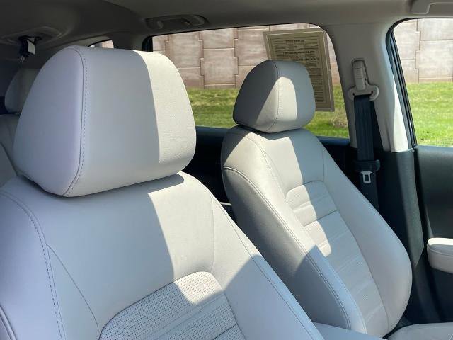 Used 2025 Honda CR-V EX-L image 17