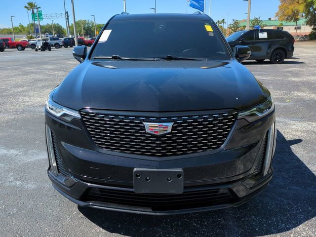 Used 2025 Cadillac XT6 Luxury image 3