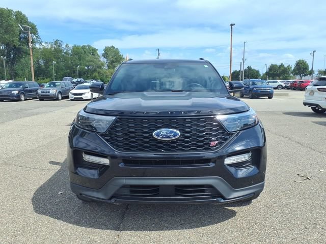 Certified 2024 Ford Explorer ST w/ Equipment Group 401A AWD/4WD image 2