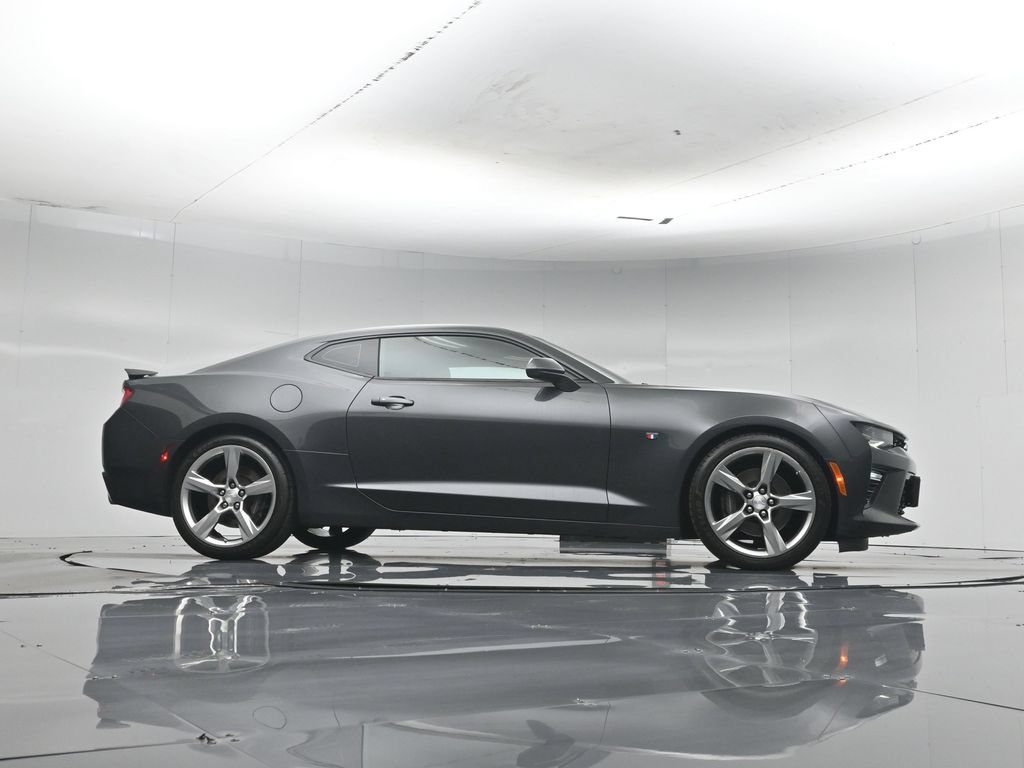 Used 2018 Chevrolet Camaro SS RWD image 48