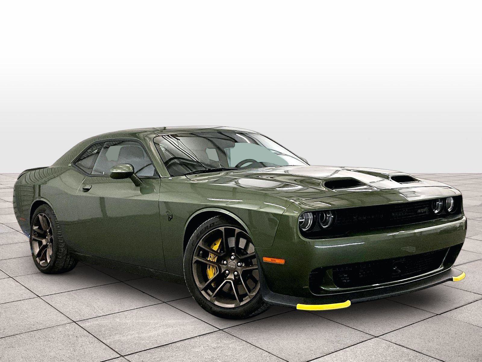 Used 2023 Dodge Challenger SRT Hellcat RWD image 2