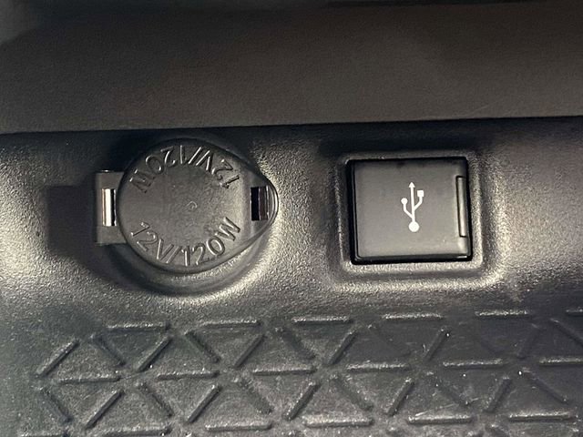 Used 2020 Toyota RAV4 LE image 27