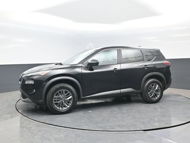 Used 2023 Nissan Rogue S AWD/4WD image 4
