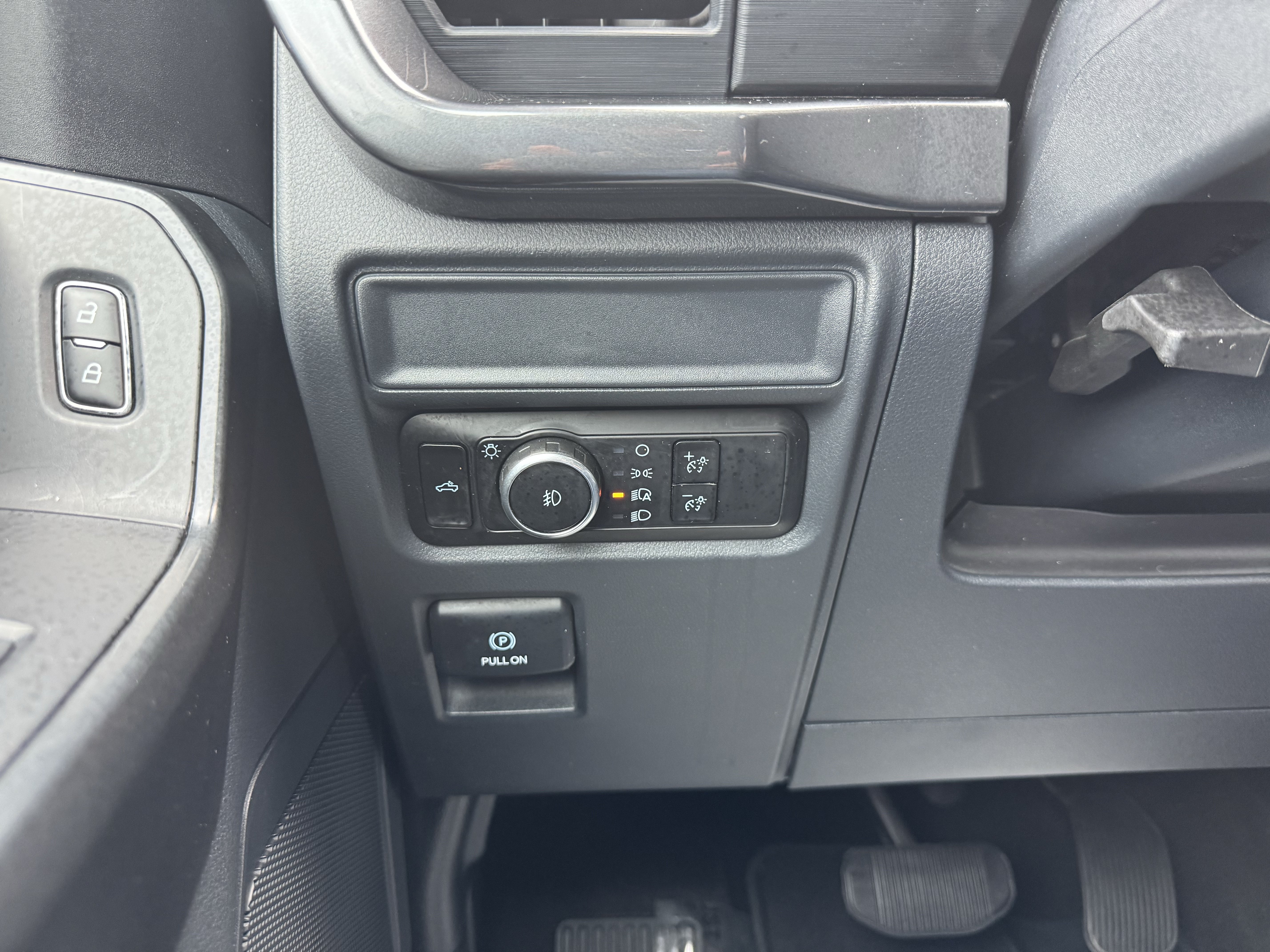 Certified 2024 Ford F150 STX RWD image 21