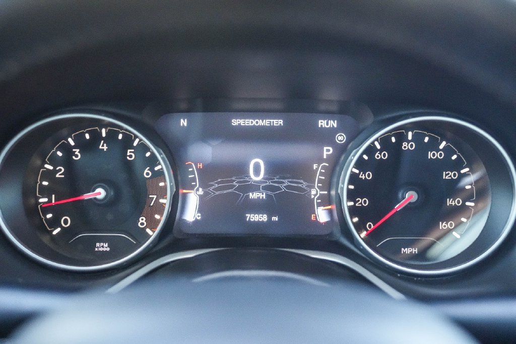 Used 2019 Jeep Compass Latitude w/ Popular Equipment Group FWD image 27