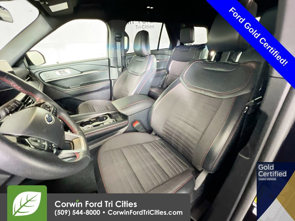 Certified 2025 Ford Explorer ST-Line AWD/4WD image 25