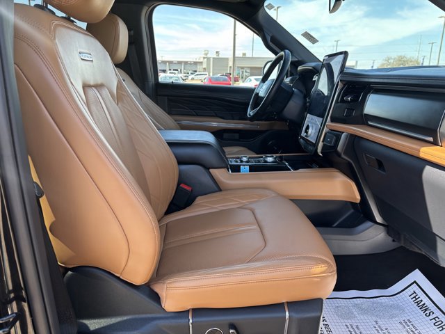 Certified 2024 Ford Expedition Max Platinum image 26