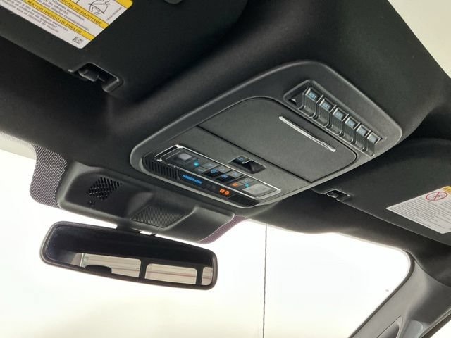 Certified 2025 Ford F350 Platinum w/ Tremor Off-Road Package AWD/4WD image 26
