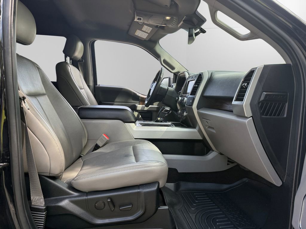 Certified 2019 Ford F150 Lariat w/ Equipment Group 502A Luxury image 15