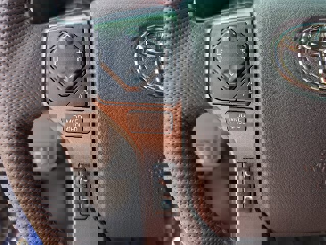 Used 2023 Toyota Tacoma TRD Off-Road w/ Technology Package AWD/4WD image 22