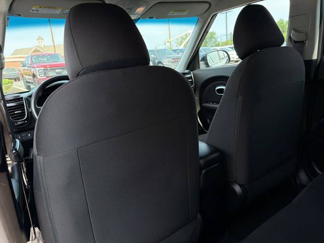 Used 2019 Kia Soul FWD image 19