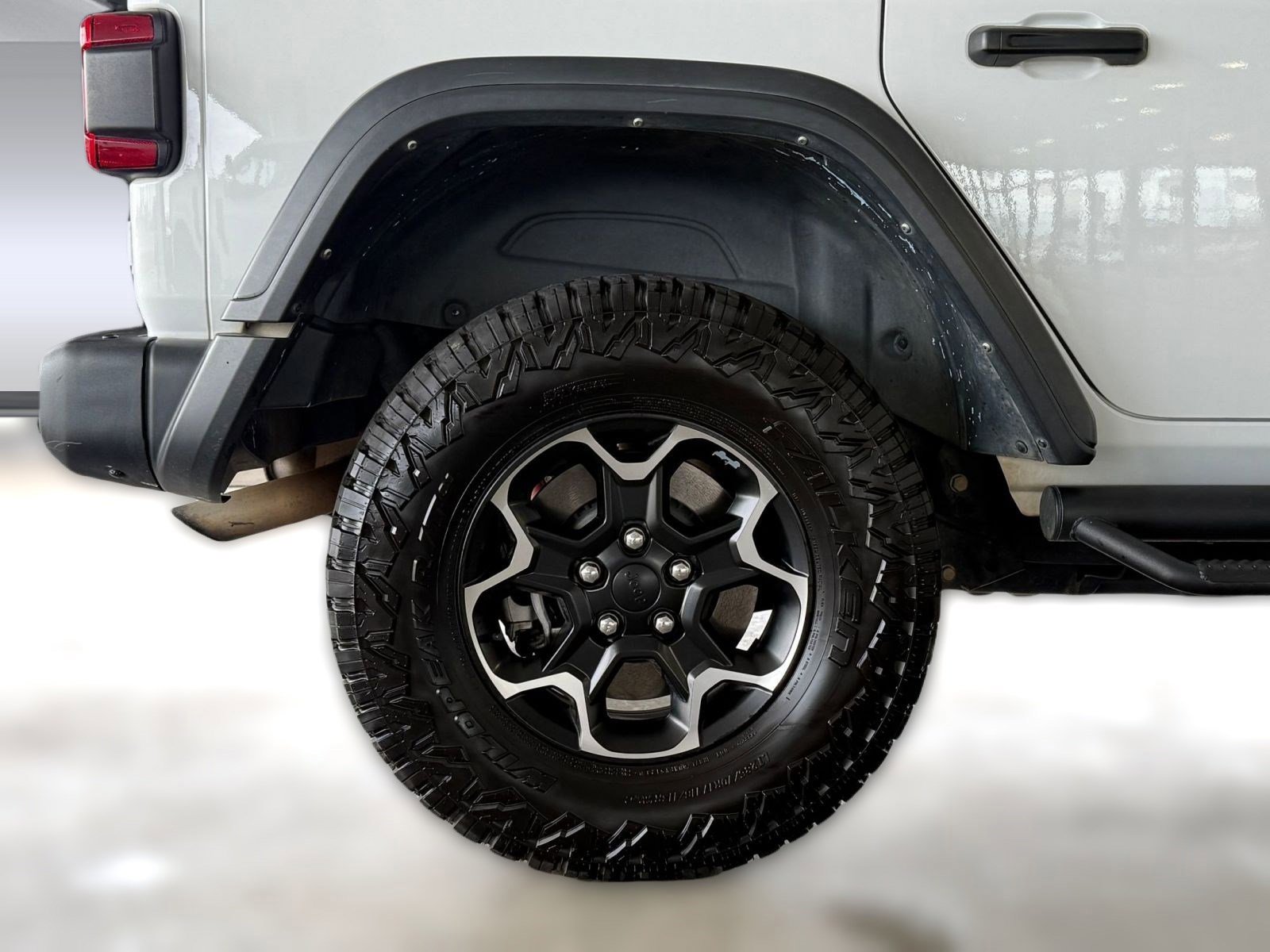 Used 2021 Jeep Wrangler Unlimited Rubicon 4xe w/ Steel Bumper Group image 12