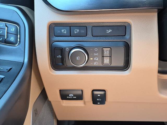 Certified 2024 Ford F250 Lariat AWD/4WD image 19
