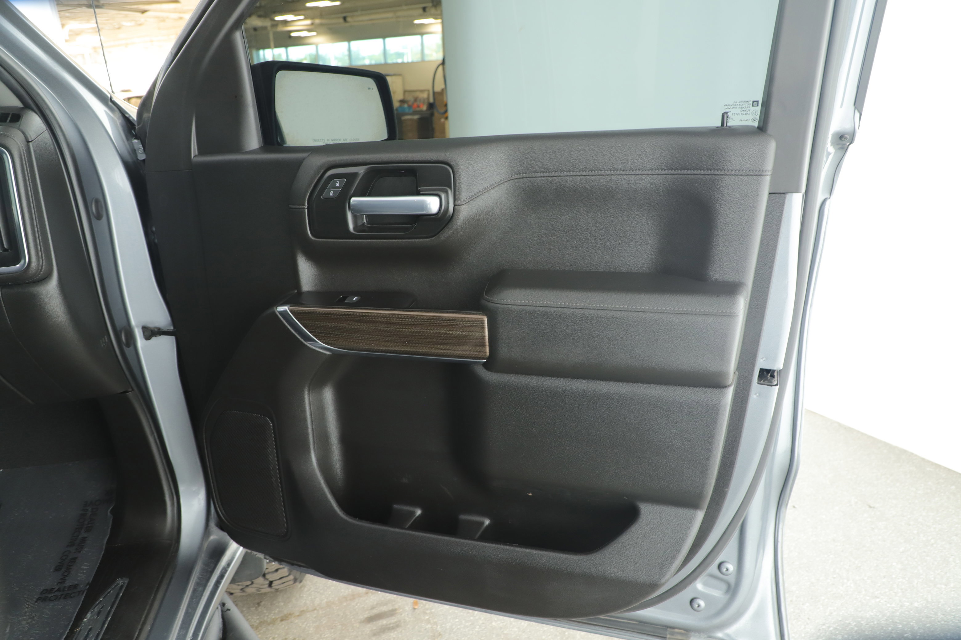 Used 2022 Chevrolet Silverado 1500 LT Trail Boss w/ Safety Package image 12