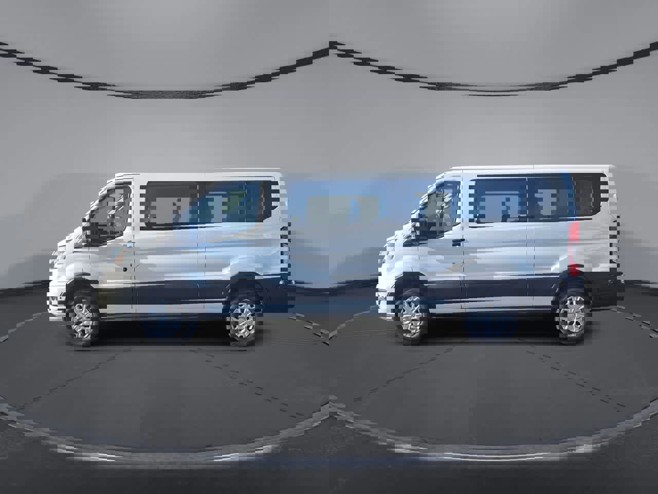 Certified 2024 Ford Transit 350 XLT image 4