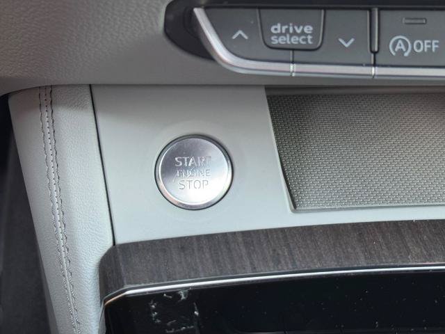 Used 2024 Audi Q5 2.0T Premium Plus AWD/4WD image 23