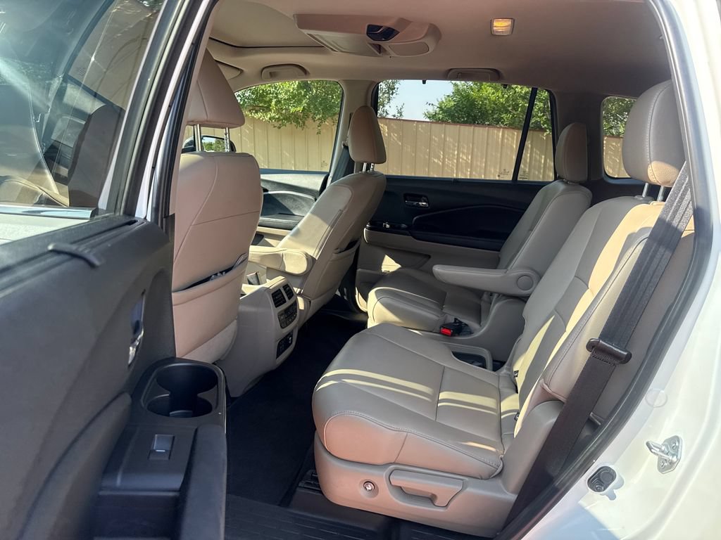 Used 2021 Honda Pilot Touring image 20