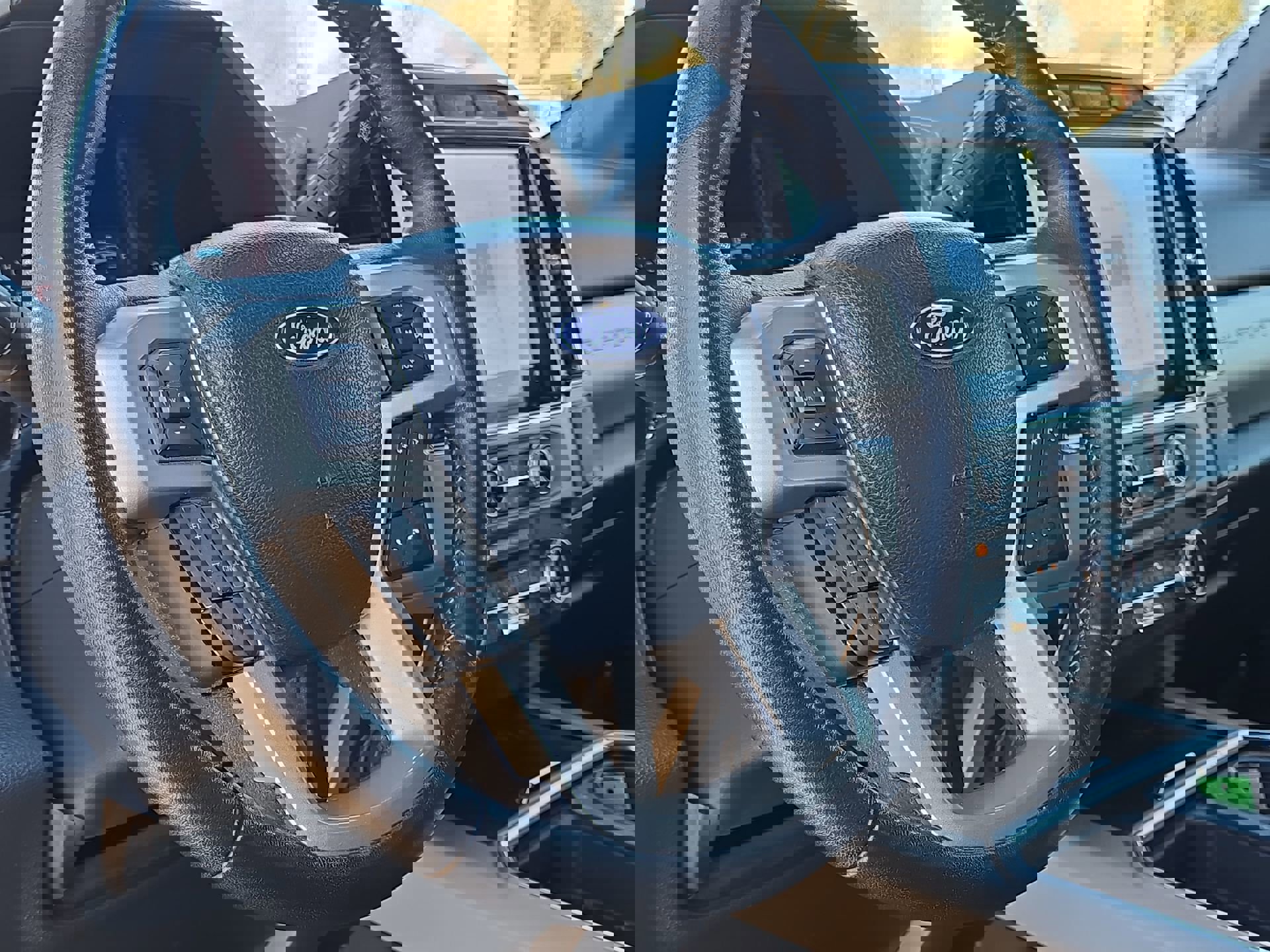 Certified 2022 Ford F250 Lariat w/ Lariat Ultimate Package image 14