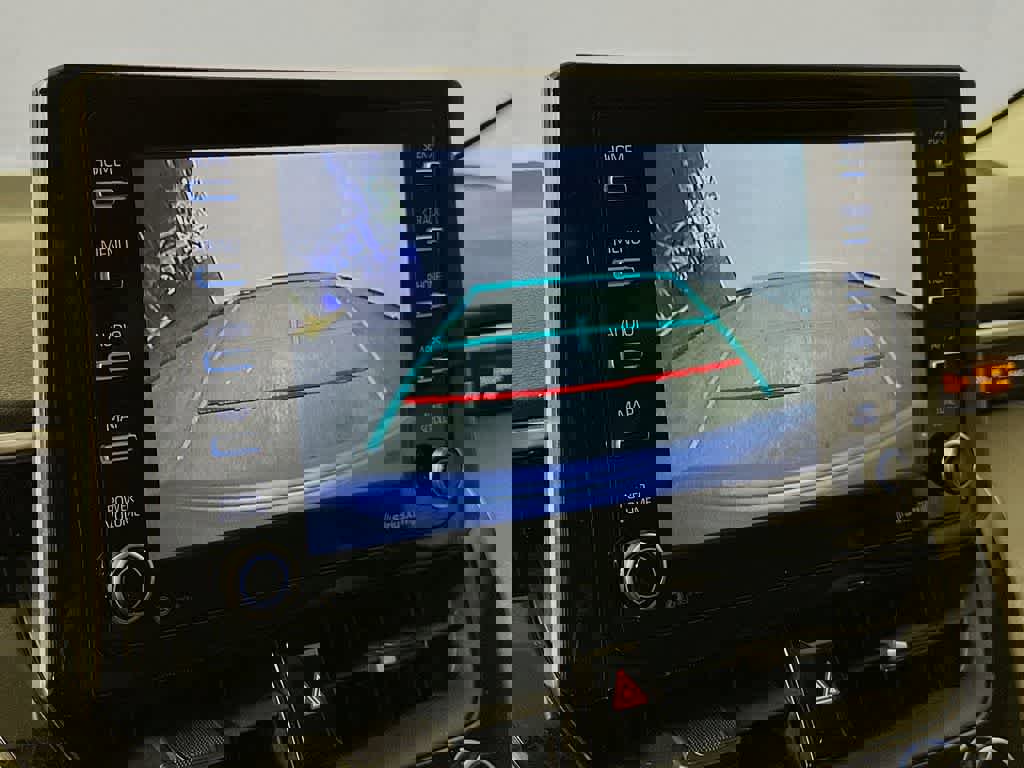 Used 2021 Toyota Corolla LE image 26