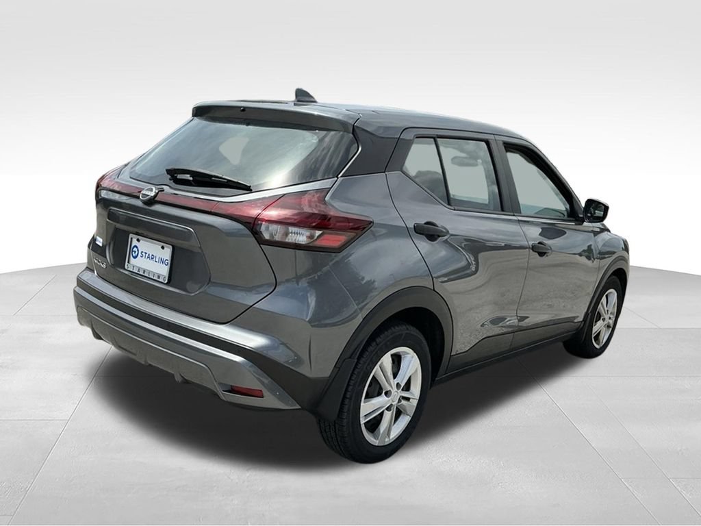 Used 2023 Nissan Kicks S FWD image 8