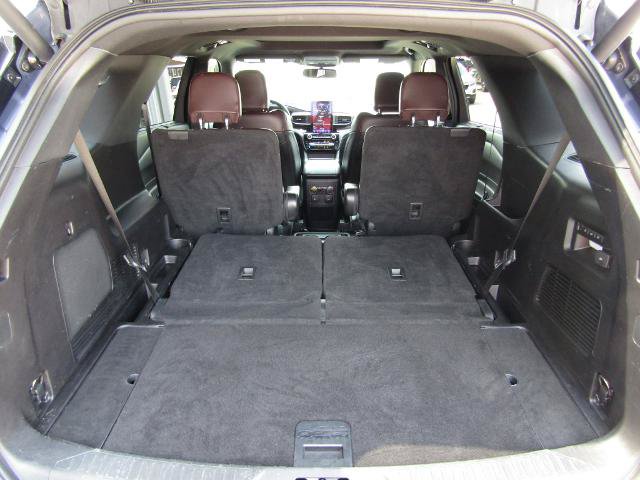 Certified 2021 Ford Explorer Platinum w/ Equipment Group 601A AWD/4WD image 39