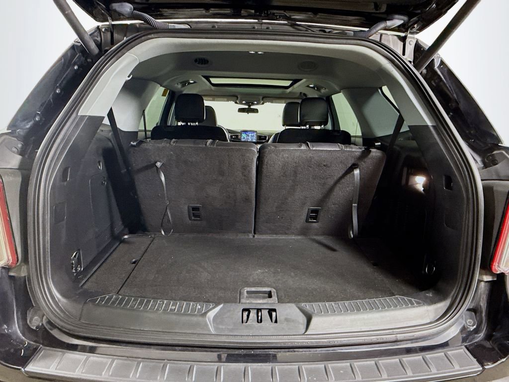 Certified 2023 Ford Explorer XLT w/ Equipment Group 202A image 27