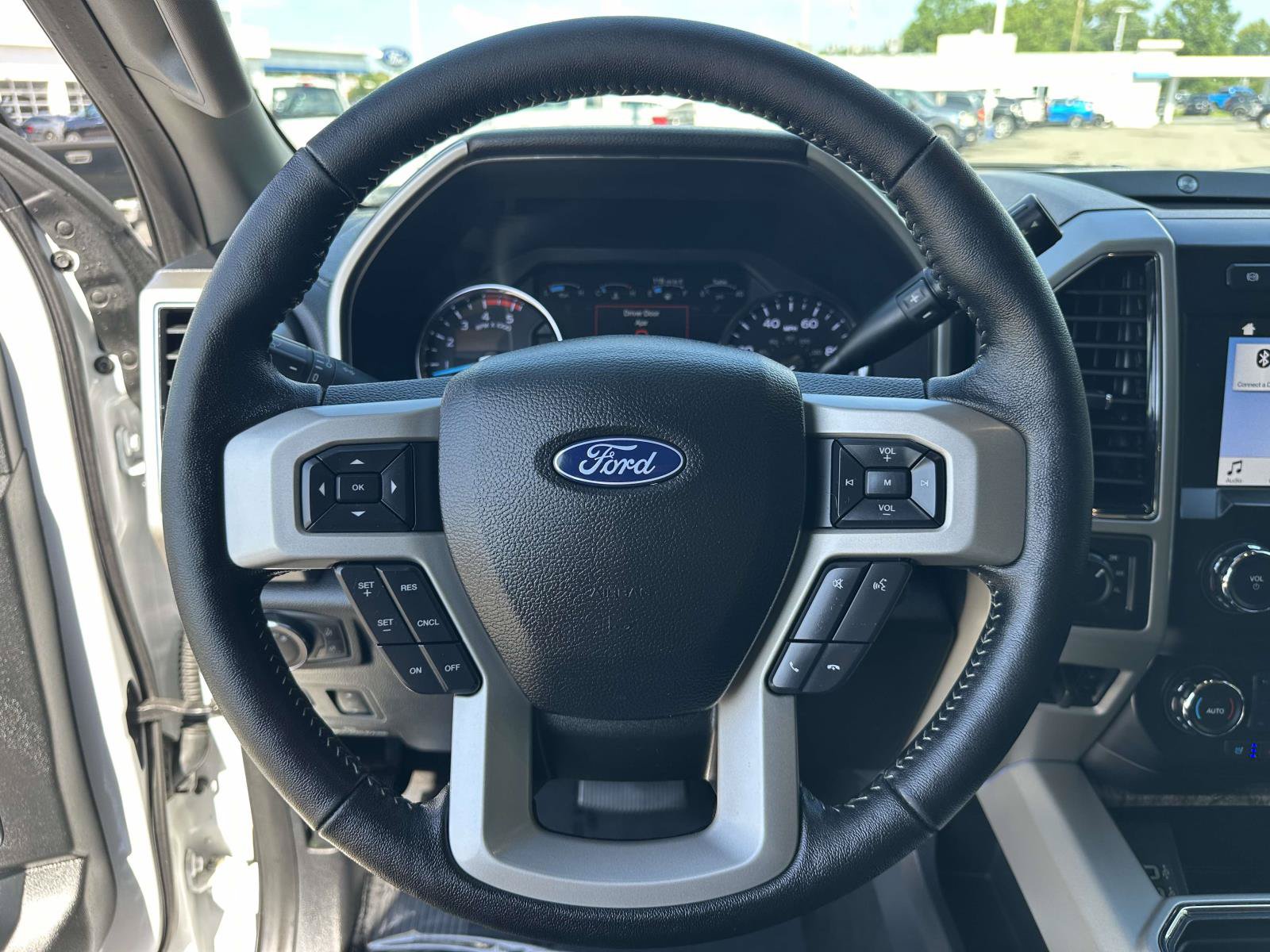 Certified 2019 Ford F350 Lariat w/ Lariat Ultimate Package AWD/4WD image 14