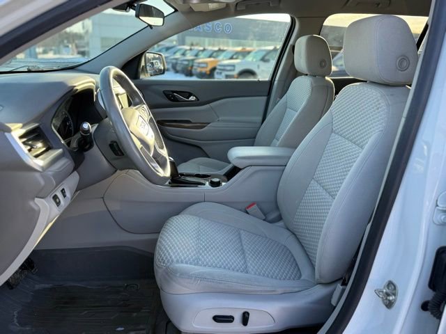 Used 2019 GMC Acadia SLE w/ LPO, Floor Liner Package image 2