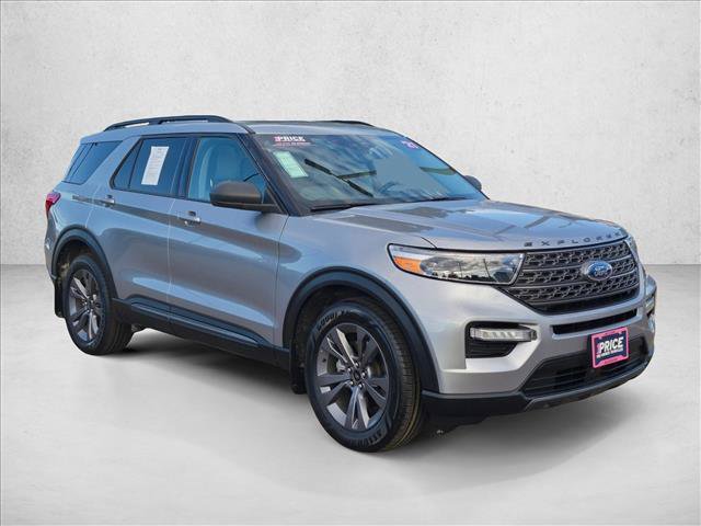 Certified 2021 Ford Explorer XLT w/ Equipment Group 202A AWD/4WD image 3