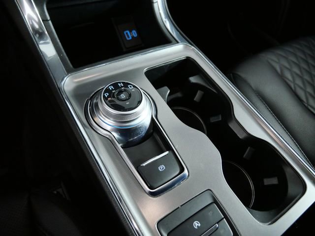 Certified 2024 Ford Edge Titanium w/ Equipment Group 301A AWD/4WD image 19
