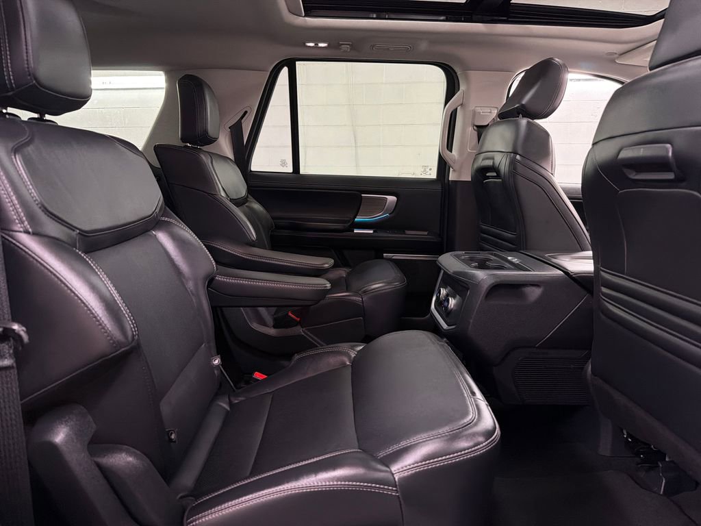 Certified 2025 Ford Expedition Max Platinum AWD/4WD image 33