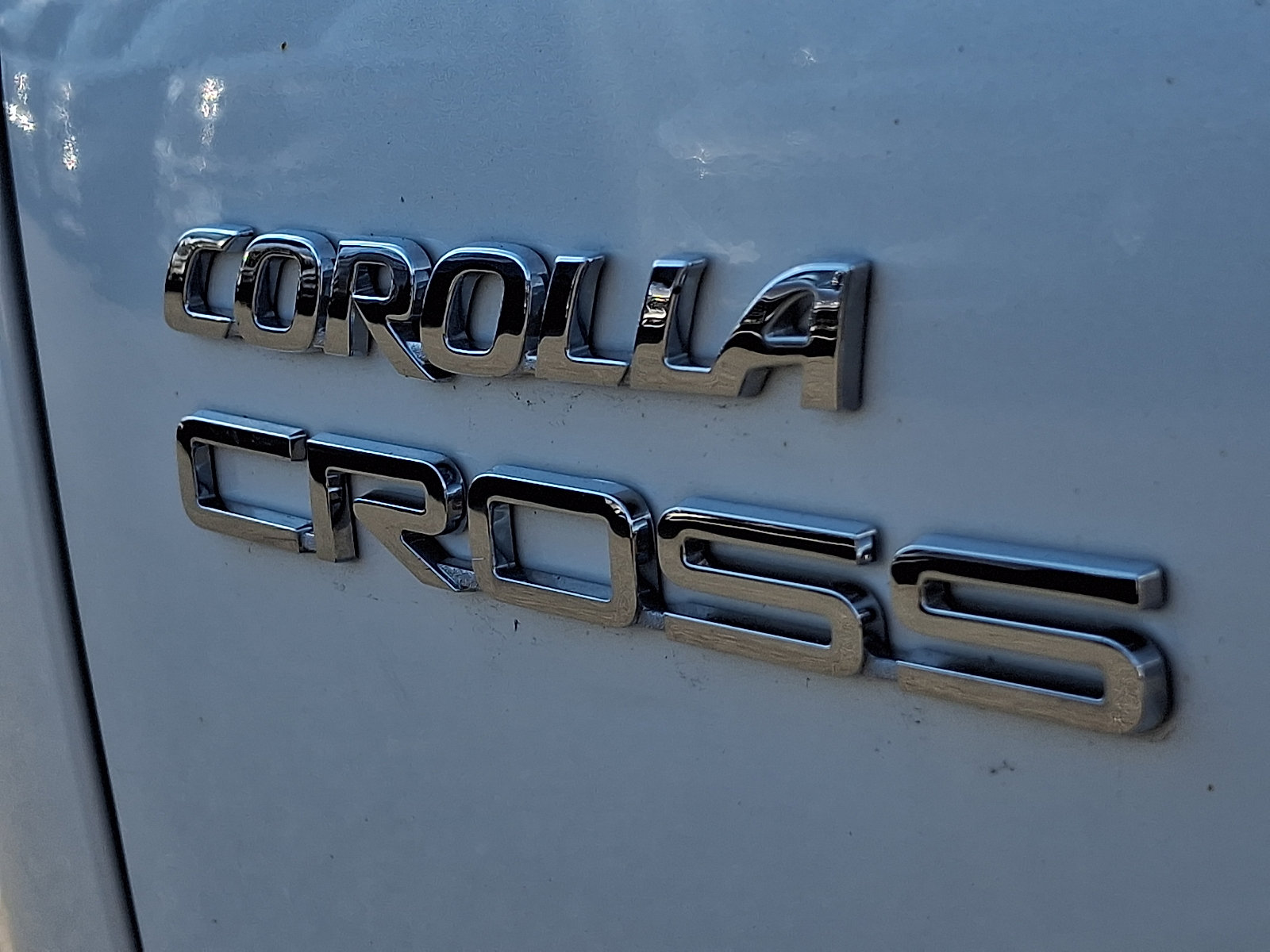 Used 2023 Toyota Corolla Cross LE w/ Moonroof Package AWD/4WD image 29