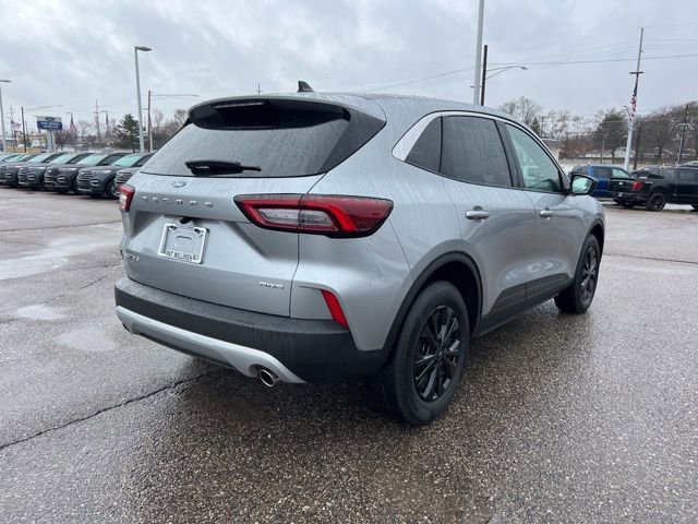 Certified 2024 Ford Escape Active image 3